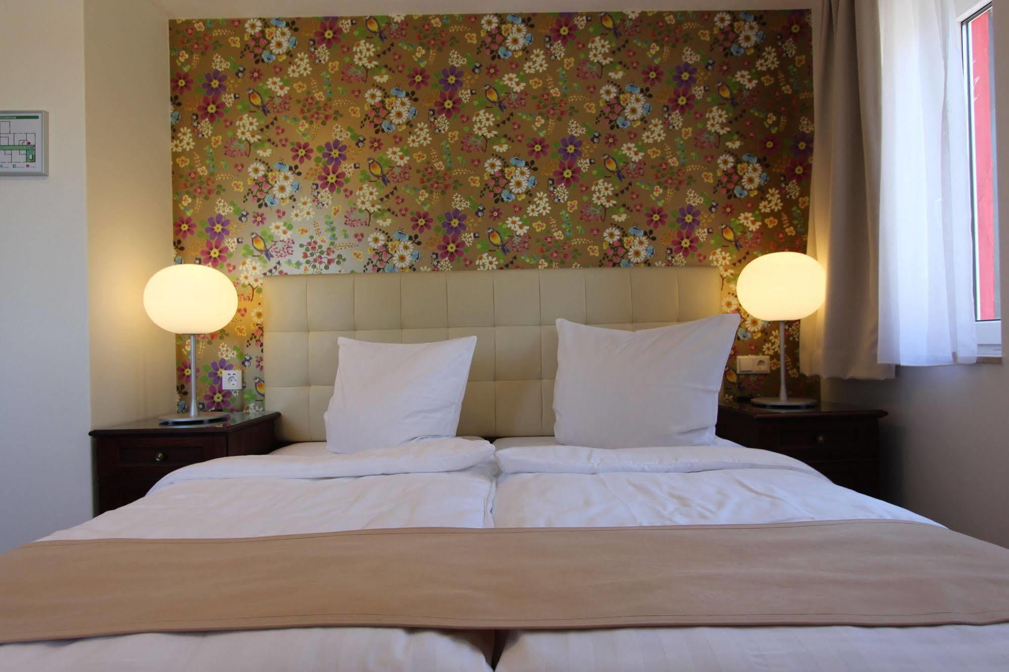 הלנתאל Boutique Hotel Restaurant Hollerather Hof מראה חיצוני תמונה